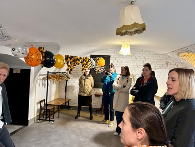 Renovated art studio in Ujbuda visited by the RECUP partners during the first transnational meeting