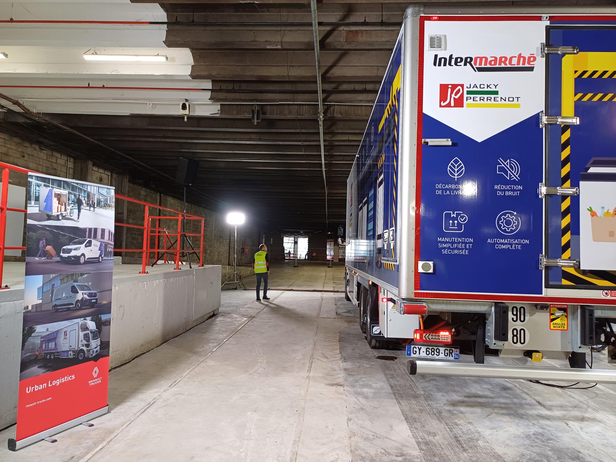 "Deliver Assist" pilot programme from Renault Trucks Urban Logistics