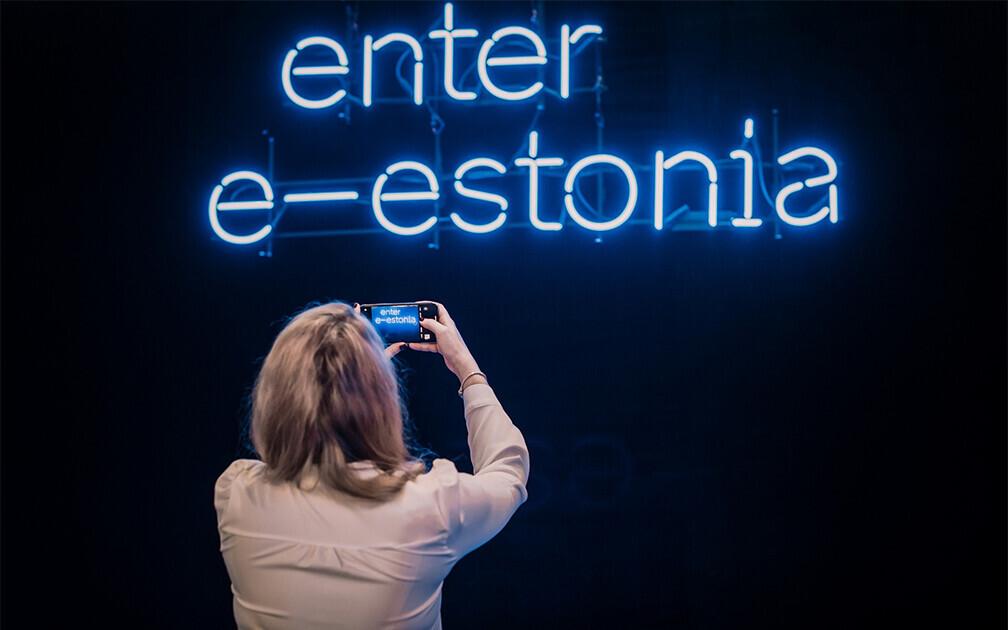 A person taking a picture of a sign

AI-generated content may be incorrect.