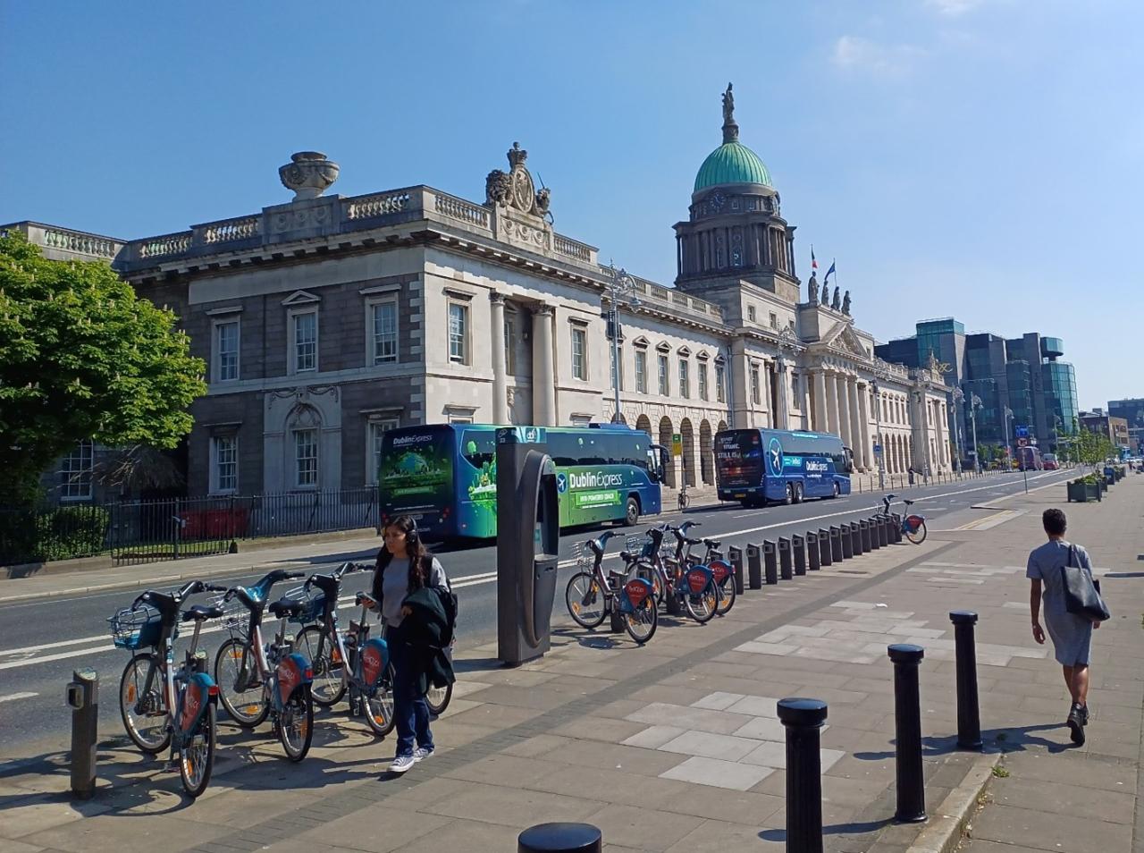 The Custom House