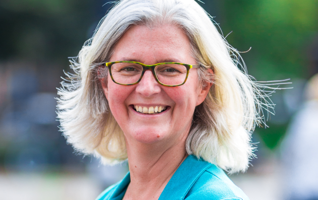 Headshot of Angela van der Kloof