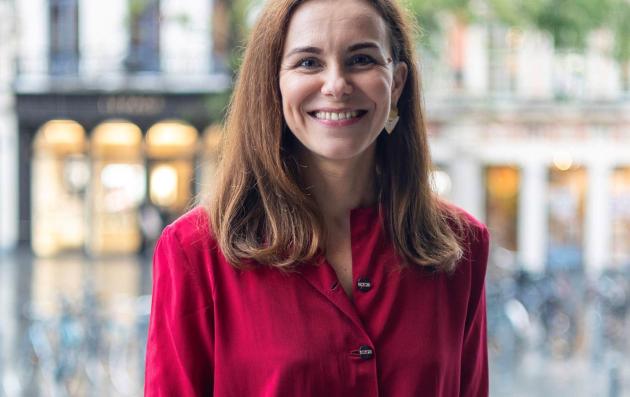 Raluca Toma, URBACT expert, portrait photo in Lille